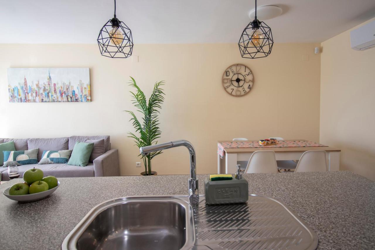 Aqua - Apartamento A 250M Playa La Pineda Eksteriør billede