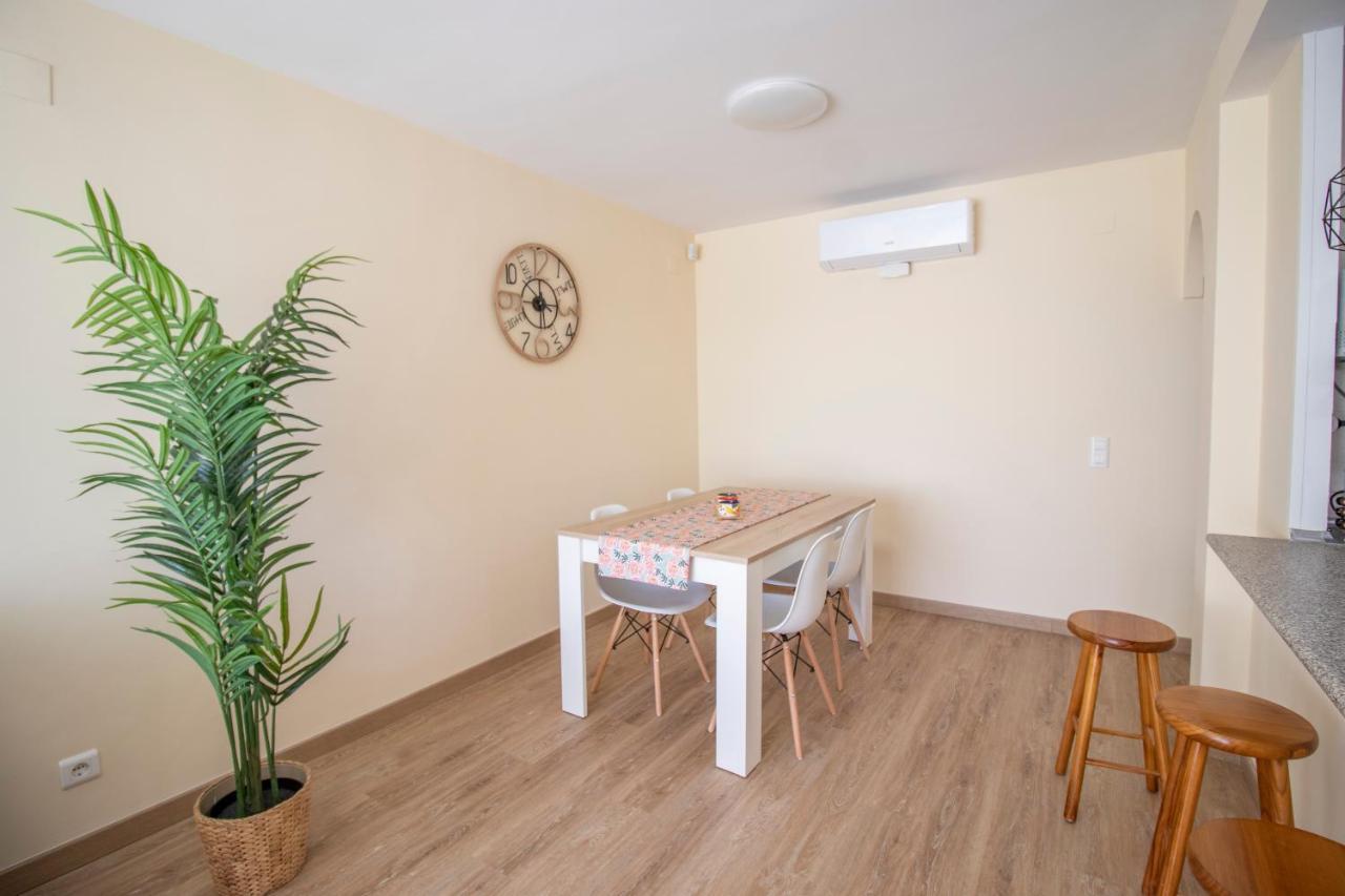 Aqua - Apartamento A 250M Playa La Pineda Eksteriør billede