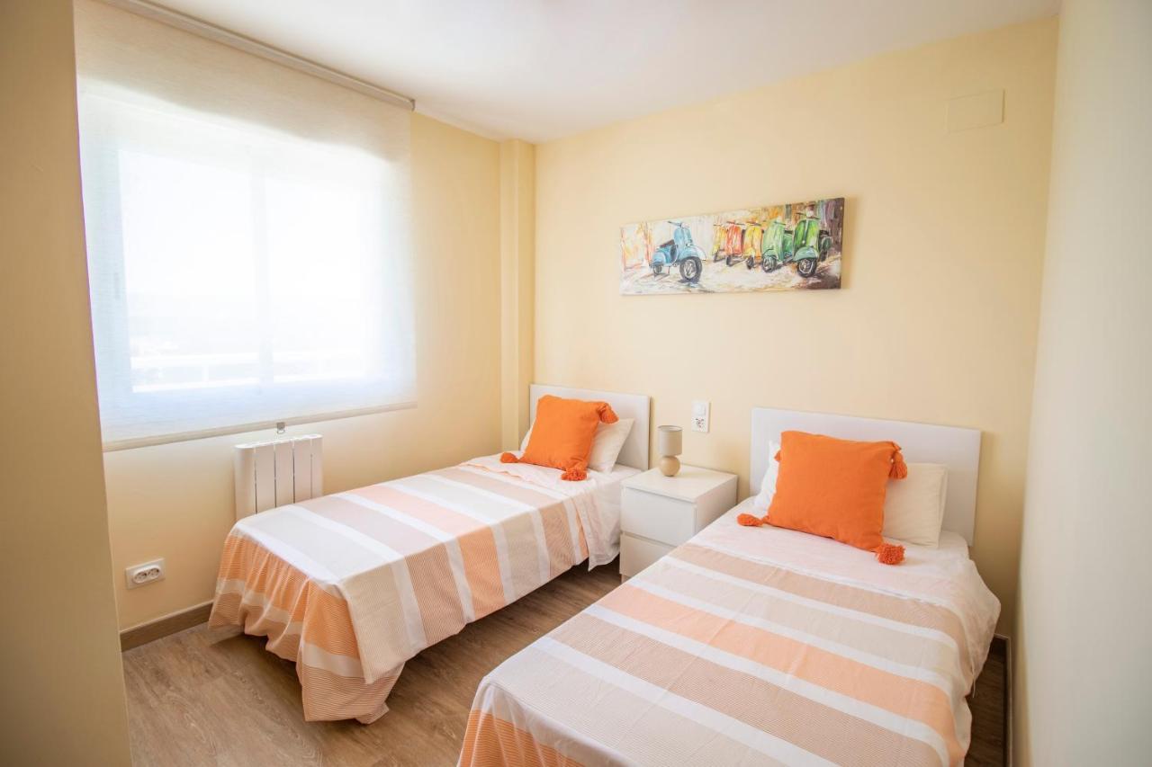 Aqua - Apartamento A 250M Playa La Pineda Eksteriør billede