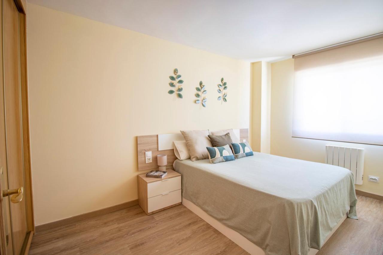 Aqua - Apartamento A 250M Playa La Pineda Eksteriør billede