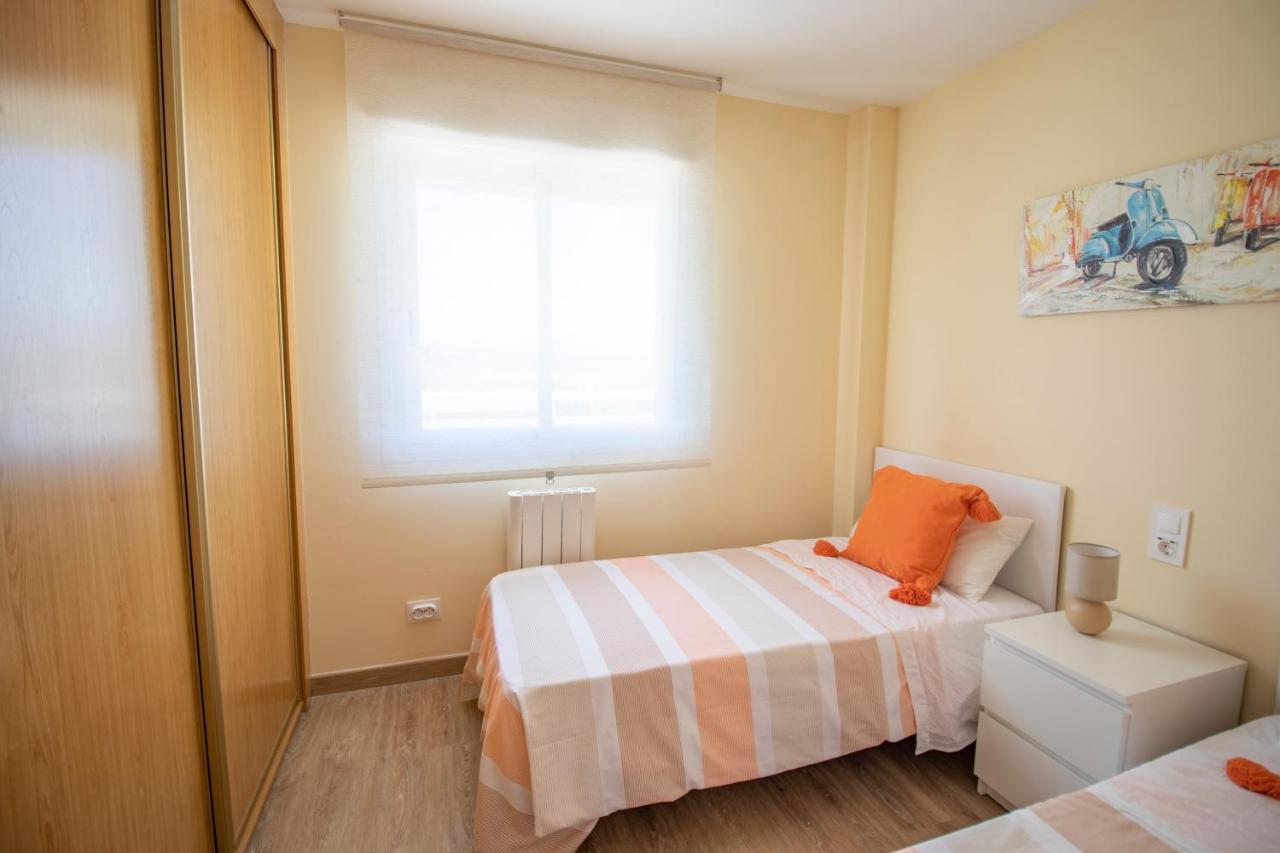 Aqua - Apartamento A 250M Playa La Pineda Eksteriør billede