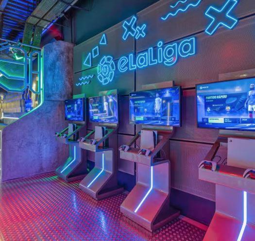 Aqua - Apartamento A 250M Playa La Pineda Eksteriør billede
